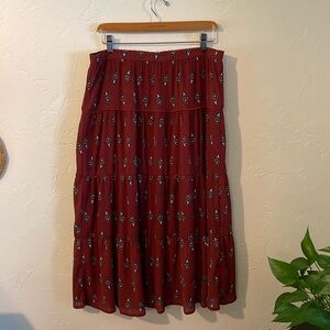 Loft Outlet Boho Feather Print Tiered Midi/Maxi Skirt Burgundy Maroon